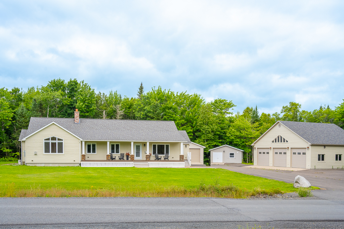 32 Chateau Dr McLeod Hill, NB E3G 5X4–200