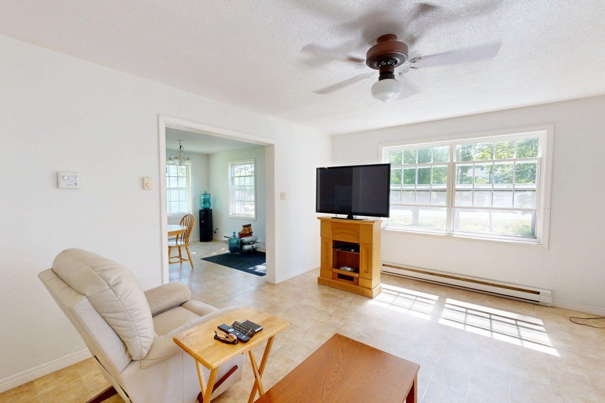 137-Post-Road-Minto-NB-E4B-2Z7-One-Level-Home-For-Sale-06262025_211214
