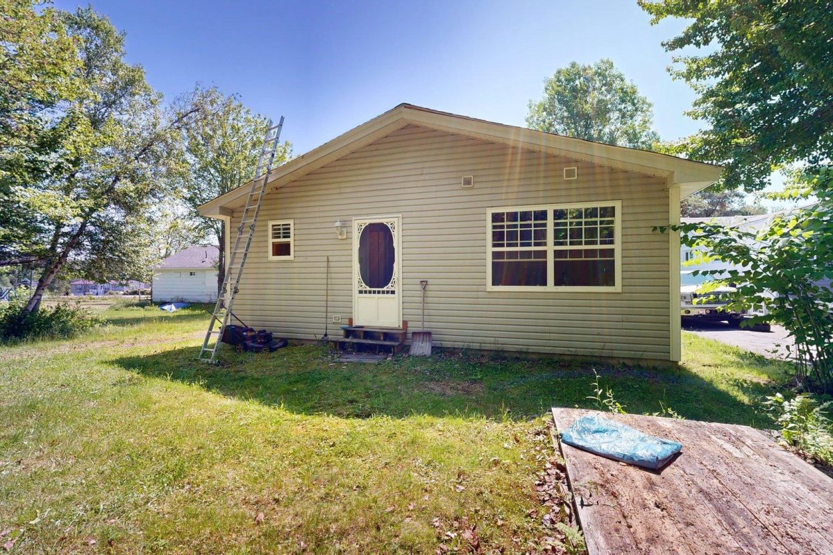 137-Post-Road-Minto-NB-E4B-2Z7-One-Level-Home-For-Sale-06272025_094635