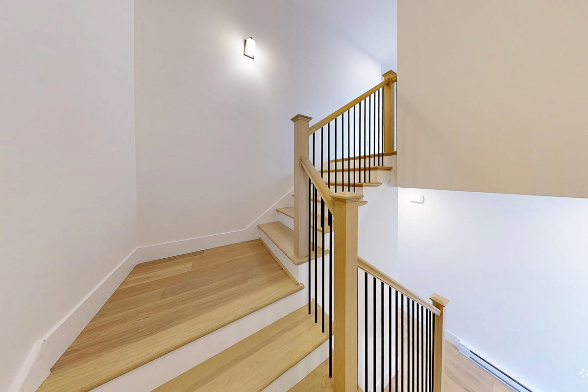 18 Huntingdon circle fredericton-343