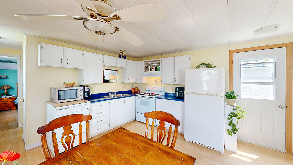 227 Driftwood Loop-433