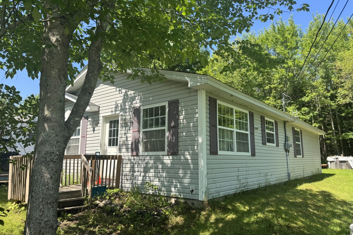 137 Post Road, Minto NB E4B 2Z7 | One Level Home For Sale