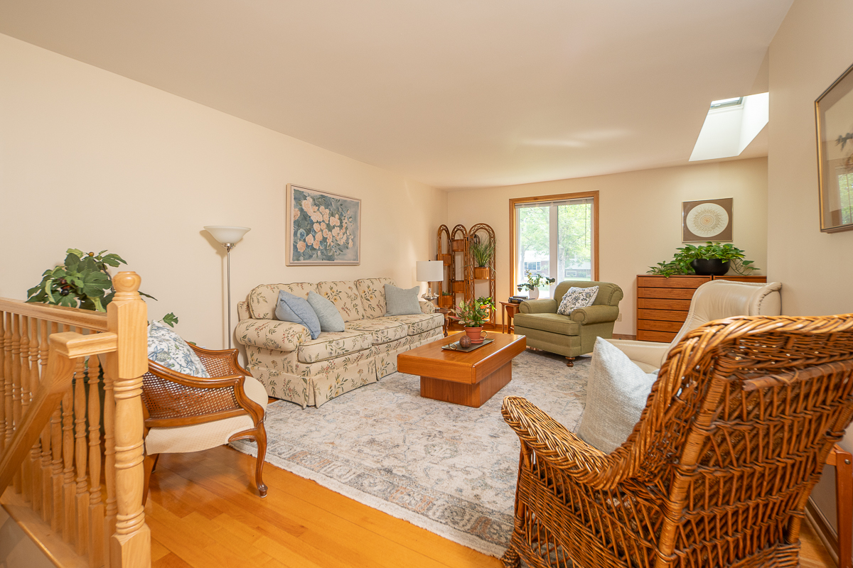 156 Shaw Lane new Maryland nb-3023