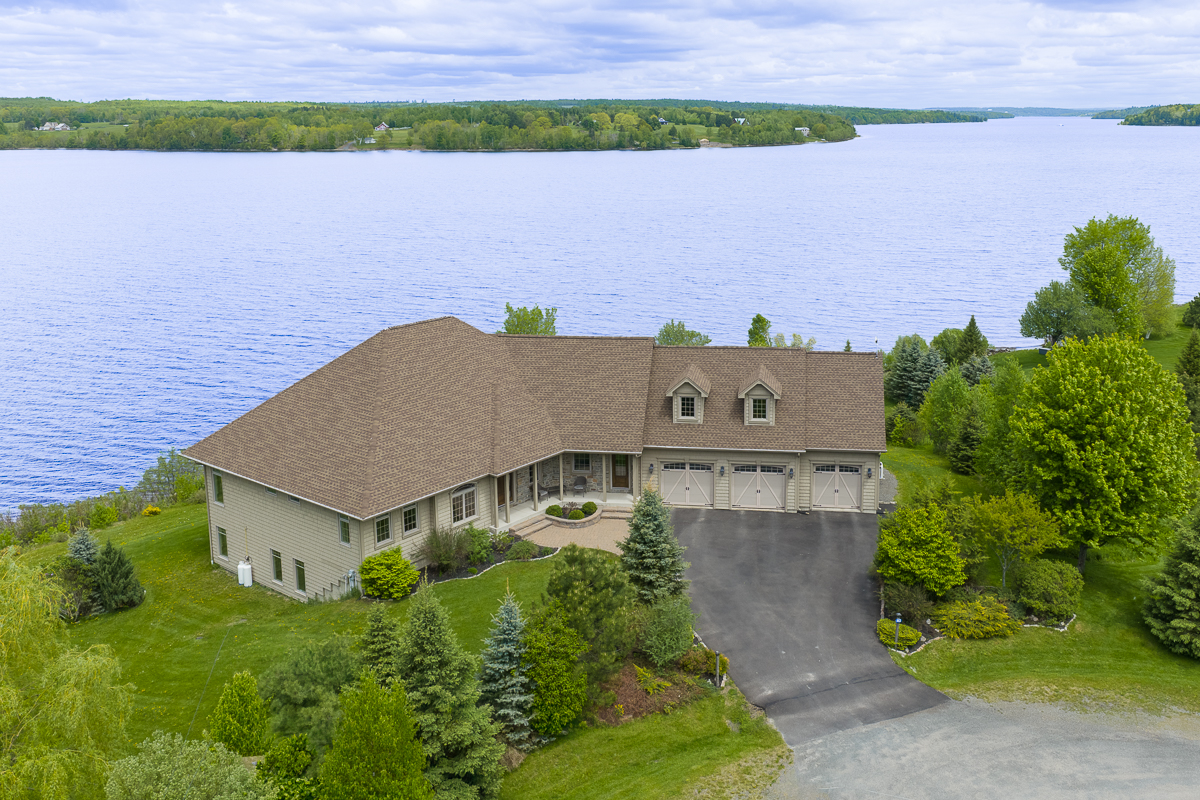 40 Awesome Way, Upper Kingsclear, NB, E3E OC4 | Luxury Waterfront Home for Sale