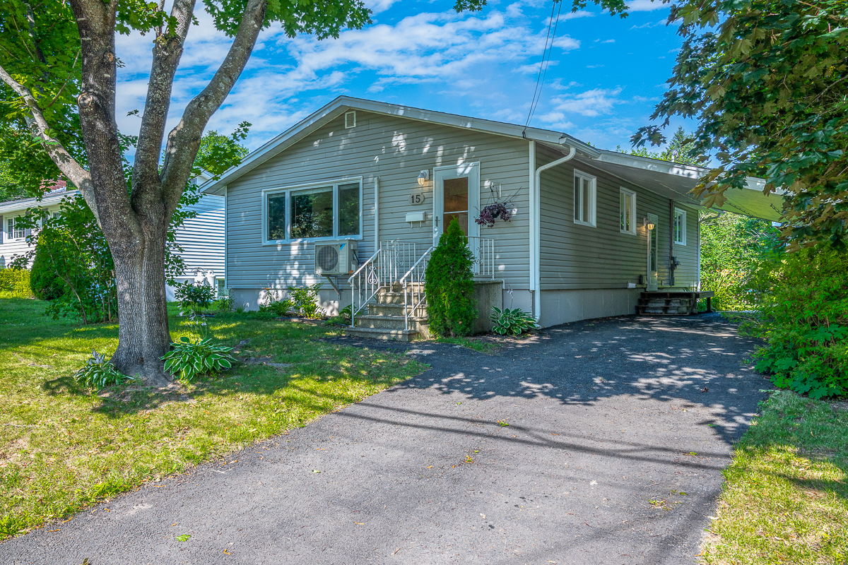 15 Lorne exterior -100